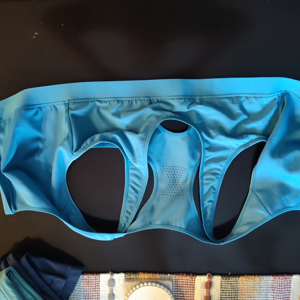 Fabletics Light Blue Zip-Front Bra - Picture 4 of 8